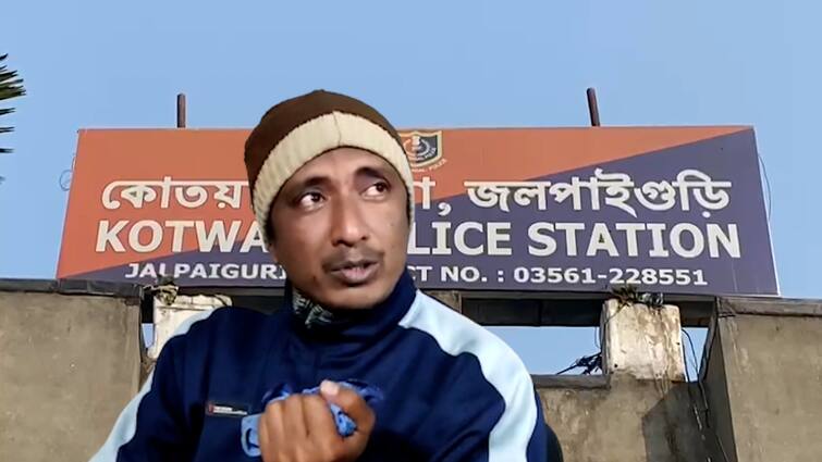 West Bengal Jalpaiguri Ambulance Case Police arrested NGO member family members fume Jalpaiguri Ambulance Case : জলপাইগুড়ি অ্যাম্বুল্যান্সকাণ্ডে সাহায্যকারীই পুলিশ হেফাজতে! প্রতিবাদ মৃতার পরিবারের