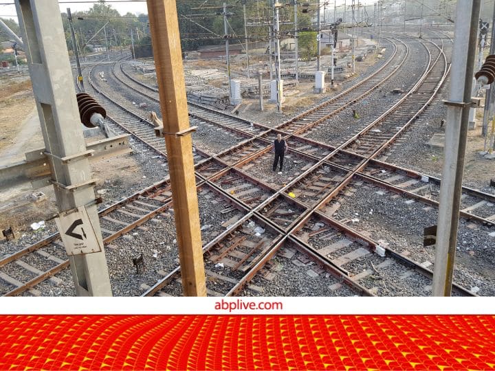 Diamond Crossing: देश की वो जगह जहां चारों दिशाओं से आती हैं Train Indian railway diamond crossing in nagpur in Maharashtra know about it Diamond Crossing: देश की वो जगह जहां चारों दिशाओं से आती हैं Train