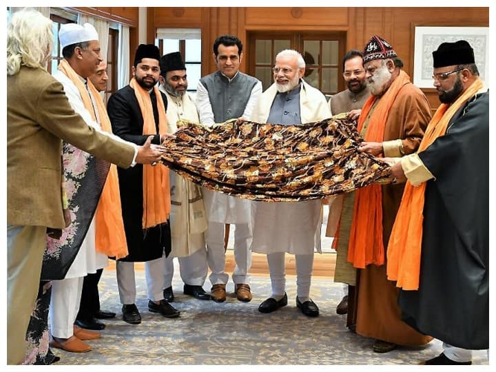 PM Modi sends chadar in Urs This dargah is an example of communal harmony Ajmer Urs 2023: सांप्रदायिक सौहार्द की मिसाल है यह दरगाह, उर्स में PM मोदी भी भेजते हैं चादर