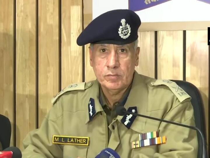 Rajasthan: गहलोत सरकार रिटायर अधिकारियों को कर रही 'एडजस्ट, पूर्व DGP को दी ये अहम जिम्मेदारी Rajasthan Ashok Gehlot government former DGP ML Lather made information commissioner ann Rajasthan: गहलोत सरकार रिटायर अधिकारियों को कर रही 'एडजस्ट, पूर्व DGP को दी ये अहम जिम्मेदारी