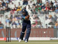 भारत के खिलाफ डेब्यू मैच में नुवानिंदु फर्नांडो ने जड़ा अर्धशतक, श्रीलंका के लिए ऐसा करने वाले बने छठे बल्लेबाज़ 