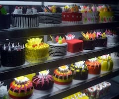 Thane Jail: कैद्यांनी तयार केलेल्या केकला मागणी; आठवडाभरात 10 लाखांची विक्री