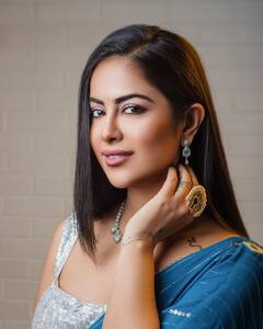 Avika Gor Photos:  నేలమీద జాబిలిలా ఉన్న అవికా!