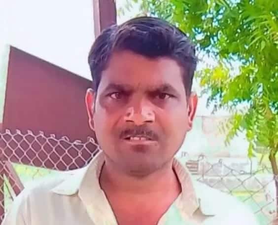 Dhule Farmer Suicide A farmer ended his life in Shindkheda in Dhule due to debt Dhule Farmer Suicide : कर्जाच्या विवंचनेतून शेतकऱ्याने आयुष्य संपवलं, धुळ्यातील शिंदखेडामधील घटना