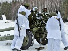 Russia Ukraine War: यूक्रेनी शहर सोलेदार के 'दरवाजे' पर रूसी सेना, गरजीं तोपें | देखें तस्वीरें