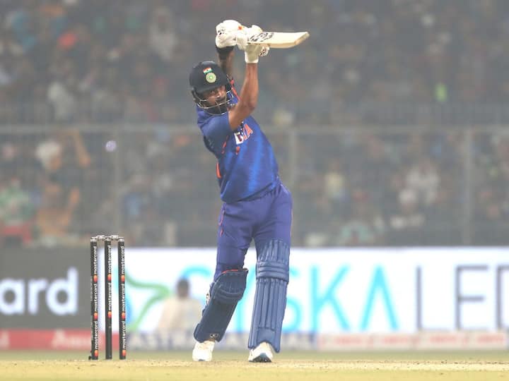 IND vs SL, 2nd ODI: India won match by 4 Wickets against Sri Lanka and series Eden Gardens Stadium IND vs SL, 2nd ODI: KL Rahul, Kuldeep Yadav's Efforts Steer India To 4-Wicket Win Over Sri Lanka; Men In Blue Bag Series With A Match To Go