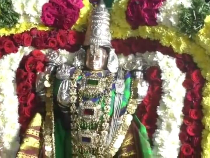 Swami Thiruveethi Ula was held at Karur Sri Abhaya Pradhan Ranganatha Temple TNN கரூர் ஸ்ரீ அபய பிரதான ரங்கநாதர் ஆலய  சுவாமி திருவீதி உலா - திரளான  பக்தர்கள் பங்கேற்பு