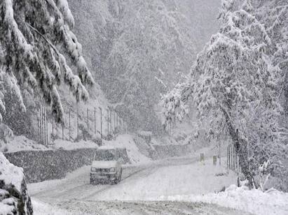 Army Officer Among 3 Soldiers Dead After Fall Into Jammu And Kashmir Gorge Jammu Kashmir :  ராணுவ வாகனம் பள்ளத்தாக்கில் கவிழ்ந்து விபத்து.. 3 ராணுவ வீரர்கள் உயிரிழந்த சோகம்...
