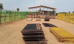 திருச்சி: சூரியூரில் ஜல்லிக்கட்டு வாடிவாசல் அமைக்கும் பணி தீவிரம்