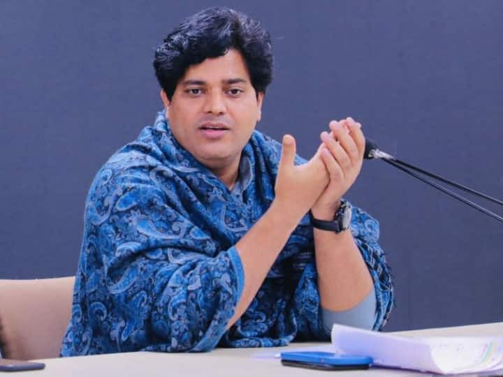 Congress MP Imran Pratapgarhi Bail code of conduct violation Said Atmosphere Fear in the country UP News: कांग्रेस सांसद इमरान प्रतापगढ़ी को मिली जमानत, कहा- 'देश में डर का माहौल, महिलाएं और दलित-मुस्लिम डरे हुए'