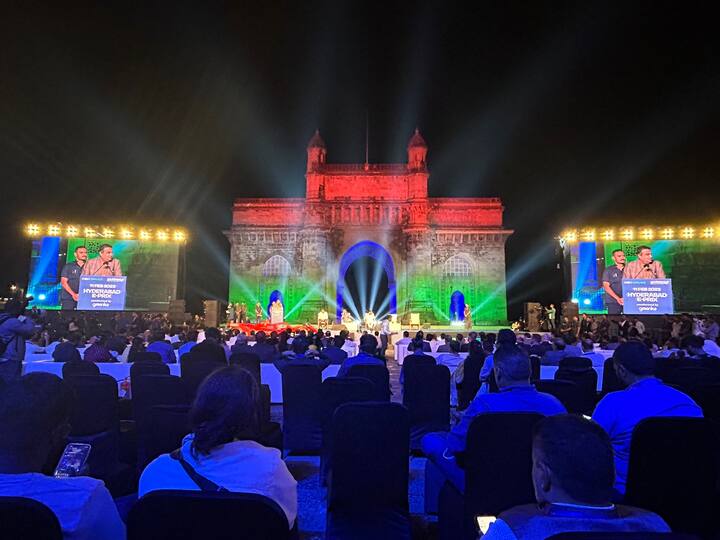 या कार्यक्रमात बोलताना मुख्यमंत्री एकनाथ शिंदे म्हणाले की, ''6 महिन्यांपूर्वी आम्हीही एक रेस केली.''