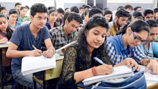 Now to get a bachelors degree you have to study four so many years, know what are the details Education News:  હવે સ્નાતકની ડિગ્રી લેવા માટે કરવો પડશે આટલા વર્ષ અભ્યાસ, જાણો શું છે ડિટેઇલ્સ