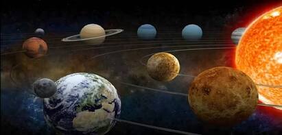 Vastu Tips: વાસ્તુશાસ્ત્રમાં કેટલાક કાર્યોને ખૂબ જ શુભ માનવામાં આવ્યા છે. સવારે કેટલાક કામ જીવનમાં પૈસાની સાથે સારા નસીબ લાવે છે. દરેક કાર્યમાં સફળતા મળે છે.