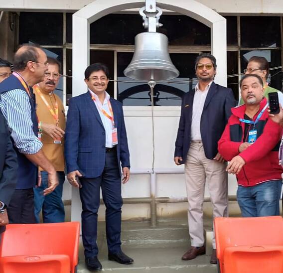 ইডেন ভরালেন ৫০ হাজারেরও বেশি দর্শক