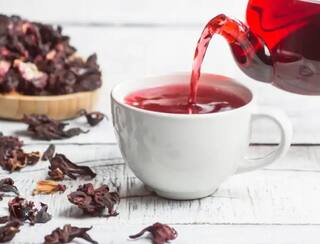 ਰਾਤ ਨੂੰ ਪੀਓ ਦਿਮਾਗ ਨੂੰ ਸ਼ਾਂਤ ਕਰਨ ਵਾਲੀ ਇਹ ਚਾਹ...ਕੁਝ ਹੀ ਦਿਨਾਂ 'ਚ ਹੱਲ ਹੋ ਜਾਣਗੀਆਂ ਤੁਹਾਡੀਆਂ ਇਹ ਸਮੱਸਿਆਵਾਂ