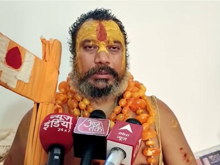 Up News: 'चंद्रशेखर को ही जला देना चाहिए', बिहार के शिक्षा मंत्री के बयान पर अयोध्या के संतों का फूटा गुस्सा