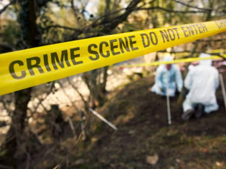 3 Arrested For Killing, Burying Woman In Delhi When Asked To Repay Loan Woman Killed, Buried In Delhi Graveyard Over Money Dispute, 4 Arrested