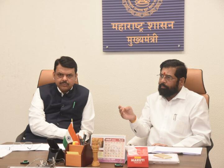 Maharashtra Municipal Councils Corporations and Nagar Panchayat Recruitment 40 thousand posts Eknath Shinde announced Maharashtra Job: महाराष्ट्र में जल्द होगी नगर परिषदों, निगमों और पंचायतों में 40 हजार रिक्त पदों पर भर्ती, सीएम शिंदे का एलान