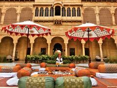 कियारा आडवाणी व सिद्धार्थ मल्होत्रा जैसलमेर में लेंगे सात फेरे, जानिए होटल सूर्यगढ़ के बारे में जहां होगी यह शाही शादी