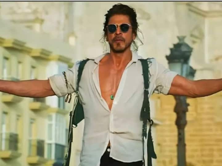 Pathaan Ticket Booking status updates 1 lac tickets booked by Thursday night check details upcoming Deepika Padukone Shah Rukh Khan Movie Pathaan Ticket Advance Booking: Shah Rukh Khan And Deepika Padukone-Starrer Had Terrific Start, Sells 1.17 Lakh Tickets