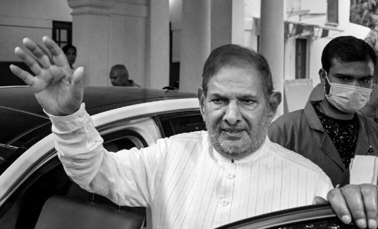 Political journey of ex-union-minister Sharad Yadav Sharad Yadav Profile: સ્ટુડન્ટ પોલિટીક્સથી લઈને નેશનલ પોલિટીક્સ સુધી, કઈંક આવી રહી શરદ યાદવની રાજકીય સફર