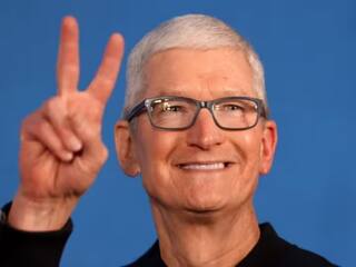Apple CEO Salary: অ্যাপলের সিইও-র বেতনে বড় কাটছাঁট, স্য়ালারি কমল ৪০ শতাংশের বেশি