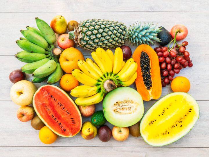 These Mistakes To Avoid During Eating Fruits It May Harm Your Health फल खाते वक्त कभी न करें ये गलतियां, सेहत को होगा गंभीर नुकसान