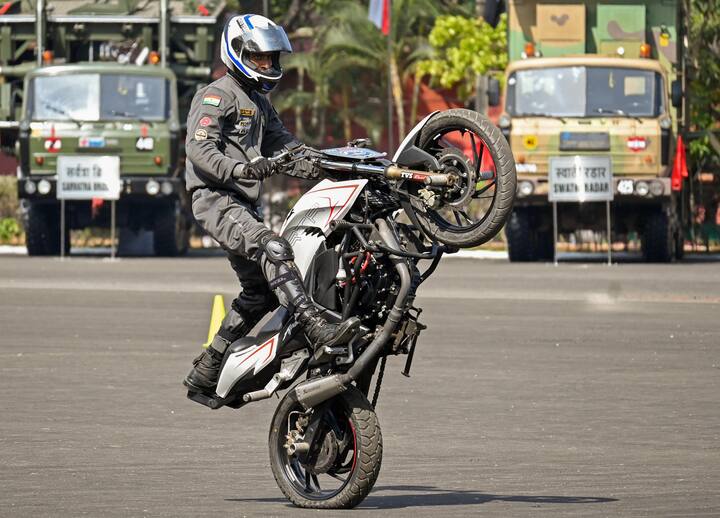 বেঙ্গালুরুতে মাদ্রাজ ইঞ্জিনিয়ার গ্রুপ অ্যান্ড সেন্টারে এই মহড়া দেখানো হয়। ১২ থেকে ১৩ জানুয়ারি এই অনুষ্ঠান হয়েছে।