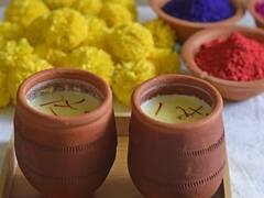 Almond milk : மாட்டுப்பாலை விட பாதாம் பாலில் பல சத்துக்கள் உள்ளதா.?