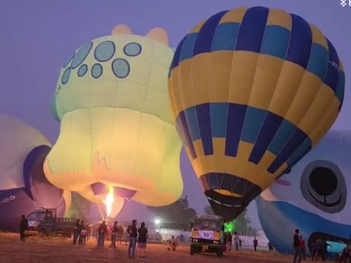 International Balloon Festival started in Pollachi பொள்ளாச்சியில் சர்வதேச பலூன் திருவிழா துவக்கம் ; சுற்றுலா பயணிகள் ஆர்வம்