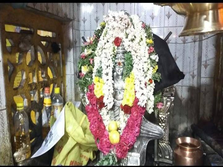 madurai: If the feet are touched, the sins will be removed; Cholavantan Saneeswarar Temple TNN பாதங்கள் பட்டால் பாவங்கள் தீரும் ; சோழவந்தான் சனீஸ்வரர் திருக்கோயில் !