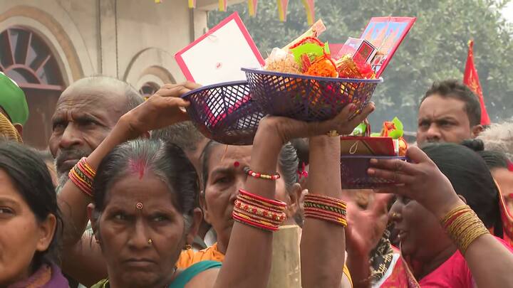 কথায় বলে সব তীর্থ বারবার, গঙ্গাসাগর একবার৷ তিথি নক্ষত্রের হিসাবে এই গঙ্গাসাগরেই এবার পুণ্যস্নানের মাহেন্দ্রক্ষণ ২ দিন, দুই সময়ে।