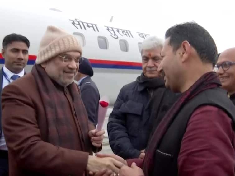 Der Innenminister der Union, Amit Shah, trifft in Jammu ein, um die Opfer des Rajouri-Terroranschlags zu treffen