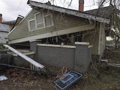 அமெரிக்காவில் அடுத்தடுத்து இயற்கை பேரிடர்கள்.. அலபாமாவில் சூறாவளி புயல் காரணமாக 6 பேர் உயிரிழப்பு..