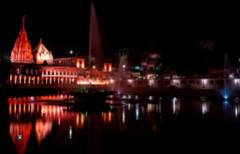 ਮੌਕਾ ਮਿਲੇ ਤਾਂ ਬਨਾਰਸ ਦੀਆਂ ਇਨ੍ਹਾਂ  ਖੂਬਸੂਰਤ ਥਾਵਾਂ 'ਤੇ ਜ਼ਰੂਰ ਜਾਓ, ਜ਼ਿੰਦਗੀ 'ਚ ਹੋਵੇਗਾ ਚੰਗਾ ਅਹਿਸਾਸ