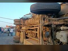 Nashik Accident: बस आणि ट्रकची धडक, वाहनांचा चक्काचूर; नाशिकमध्ये भीषण अपघात