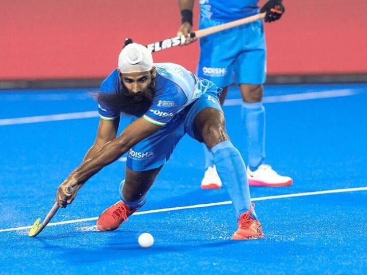 यंदा विश्वचषक स्पर्धा भारतात होत असताना भारताने विजयाने स्पर्धेची सुरुवात केल्याने भारतीय संघाचं कौतुक होत आहे.