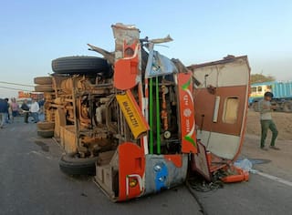 Accident: શિરડી જતાં શ્રદ્ધાળુઓની બસને નડ્યો અકસ્માત, 10નાં મોત