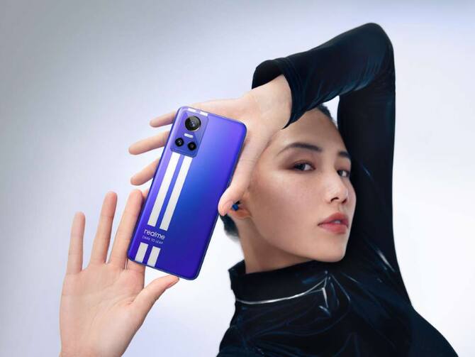Realme GT Neo 5 Will Launch With Two Battery Option In MWC 2023 | 1 फोन और  2 बैटरी ऑप्शन, इस दिन लॉन्च होगा Realme GT Neo 5, फीचर्स दिल जीतने वाले हैं