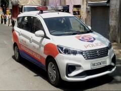 कार में महिला सहकर्मी के साथ बैठा था शख्स, पहुंचे फर्जी पुलिसवाले और वसूल लिए 1.40 लाख रुपये