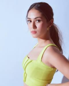 Mira Kapoor Photoshoot: চোখ ধাঁধানো ফোটোশ্যুট, ফ্যাশনে বহু নায়িকাকে টেক্কা দিচ্ছেন শাহিদ-পত্নী মীরা