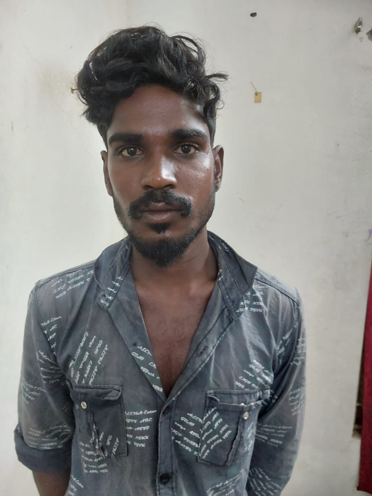 Crime: கடலூர் அருகே வாலிபர் வெட்டி படுகொலை - நண்பன் கைது