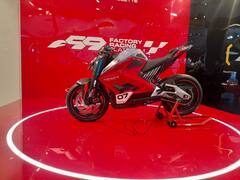 Auto Expo 2023: ऑटो एक्सपो में दिखी 200km/h की स्पीड वाली इलेक्ट्रिक कांसेप्ट बाइक, देखें तस्वीरें