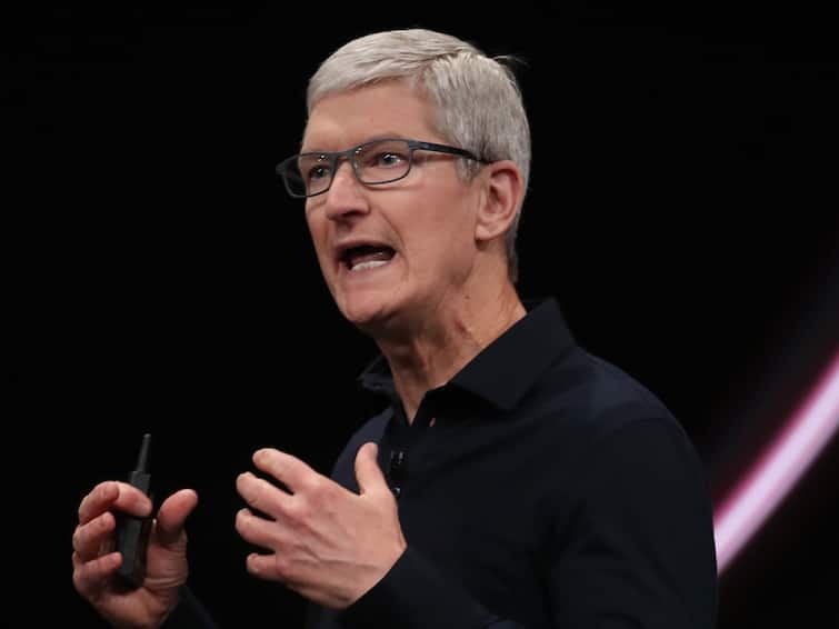 Apple CEO Tim Cook Agrees To Take 40 Percent Pay Cut In 2023 Amid Shareholders' Criticism Apple CEO Tim Cook Agrees To Take 40% Pay Cut In 2023 Amid Shareholders' Criticism