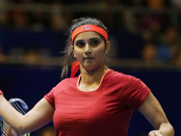 Sania Mirza : भारतीय टेनिसपटू सानिया मिर्झा हिने अधिकृत सोशल मीडिया पोस्ट करत निवृत्ती जाहीर केली आहे.
