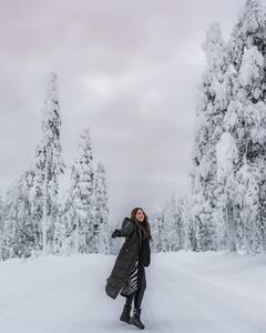 PHOTO: 'दबंग' गर्ल सोनाक्षी सिन्हाचा विंटर लूक, तुम्हीही घ्या इन्स्पिरेशन!