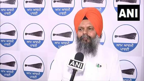 Ludhiana News: ਵਿਧਾਇਕ ਮਨਵਿੰਦਰ ਸਿੰਘ ਗਿਆਸਪੁਰਾ ਨੇ ਪਤੰਗਾਂ ਦੀ ਦੁਕਾਨ ‘ਤੇ ਕੀਤੀ ਛਾਪੇਮਾਰੀ, ਦੁਕਾਨਾਂ ਚੋਂ ਚਾਈਨਾ ਡੋਰ ਬਰਾਮਦ Ludhiana News: ਵਿਧਾਇਕ ਮਨਵਿੰਦਰ ਸਿੰਘ ਗਿਆਸਪੁਰਾ ਨੇ ਪਤੰਗਾਂ ਦੀ ਦੁਕਾਨ ‘ਤੇ ਕੀਤੀ ਛਾਪੇਮਾਰੀ, ਦੁਕਾਨਾਂ ਚੋਂ ਚਾਈਨਾ ਡੋਰ ਬਰਾਮਦ