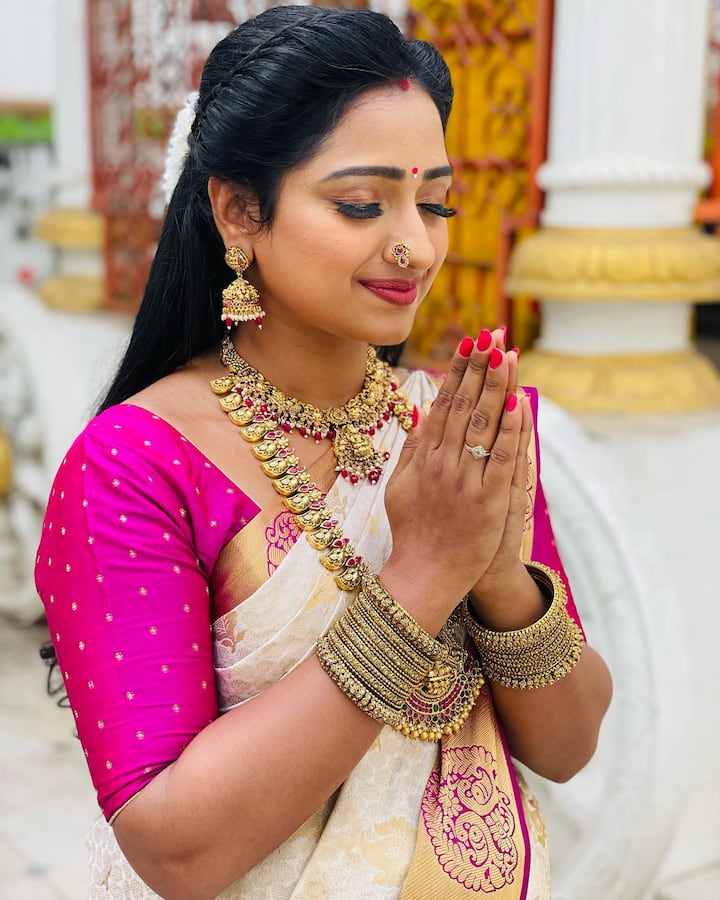 'త్రినయని' ఆషిక గోపాల్ పదుకొనె (Image Credit: Aashika Gopal Padukone Actress/Instagram)