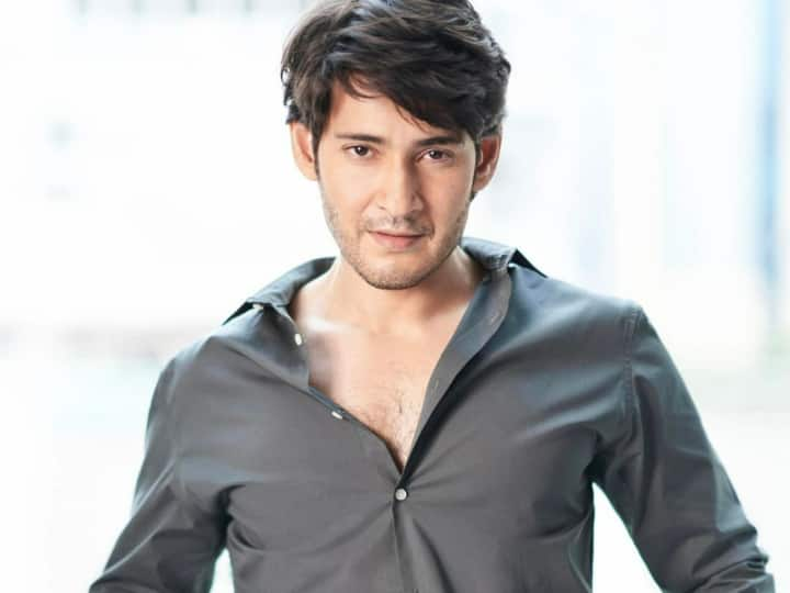 Mahesh Babu Life: साउथ सिनेमा के राजकुमार कहे जाने वाले महेश बाबू इंडस्ट्री के हाईएस्ट पेड एक्टर्स में से एक है, जिन्होंने महज चार साल की उम्र में फिल्म ‘नीडा’ से एक्टिंग करियर शुरू किया था.