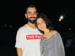 Virushka : विराट-अनुष्काचा Cute फोटो, Love इमोजीचं कॅप्शन देत विराटनं शेअर केला समुद्रकिनारीचा फोटो